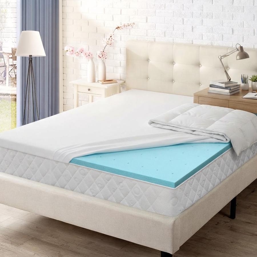Nelaukoko 2-Inch Cooling Memory Foam Twin XL Topper in use