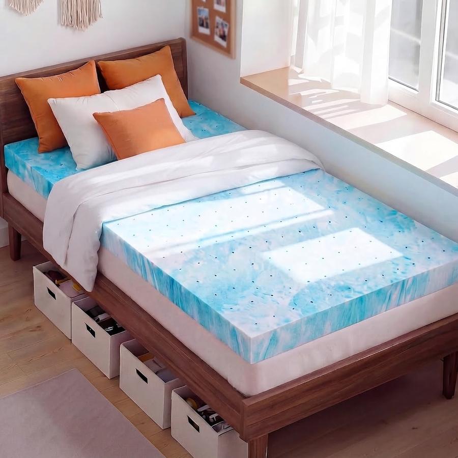 Nelaukoko 2-Inch Soft Gel Memory Foam Twin XL Topper in use